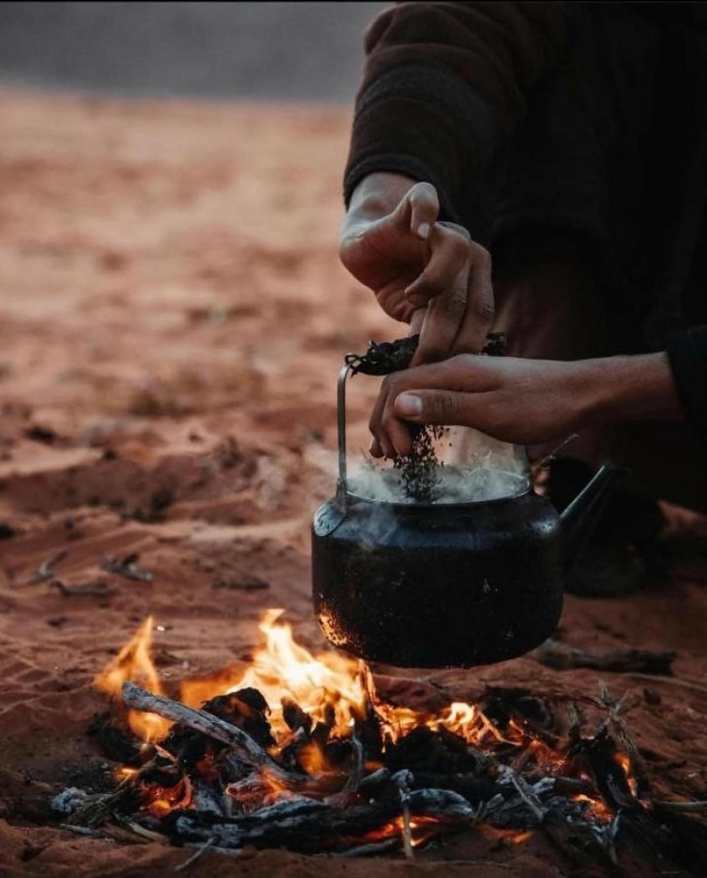 Отель Wadi Rum Al-Omar Экстерьер фото