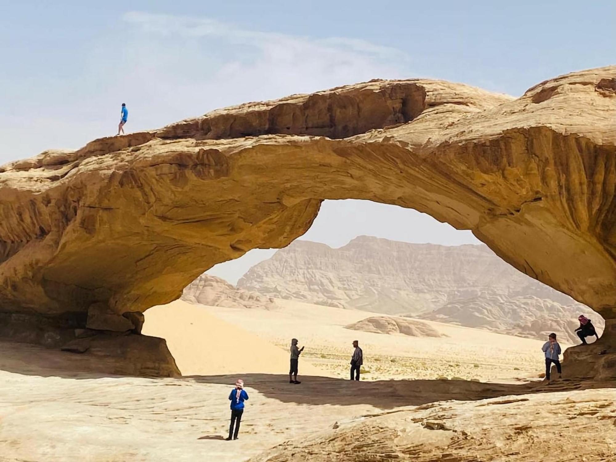 Отель Wadi Rum Al-Omar Экстерьер фото